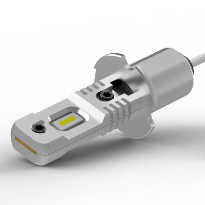 Systèmes d'éclairage automobile Lampes phares LED H11 9005 9006 avec de grandes économies sur les coûts énergétiques