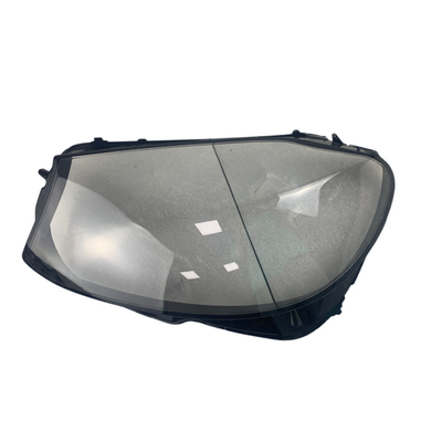 Modèle de voiture Pour Benz C-CLASS W205 Pièces automobiles Plastique Shell Glass Surface Lampshade LED