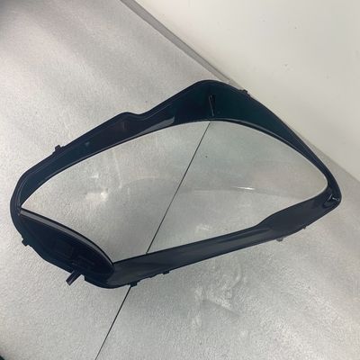 Modèle de voiture Pour Benz C-CLASS W205 Pièces automobiles Plastique Shell Glass Surface Lampshade LED