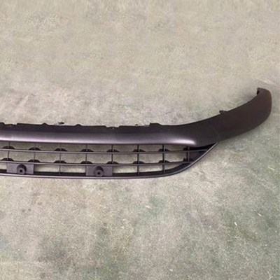 Grille inférieure en plastique noir pour Ford Focus 2015 Améliore l'apparence de votre voiture