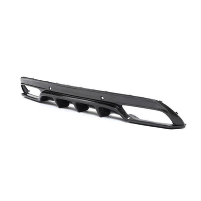Mettez à niveau votre Mercedes Benz W205 C250 Sport avec le diffuseur de bouche de pare-chocs arrière en fibre de carbone