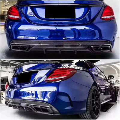 Mettez à niveau votre Mercedes Benz W205 C250 Sport avec le diffuseur de bouche de pare-chocs arrière en fibre de carbone