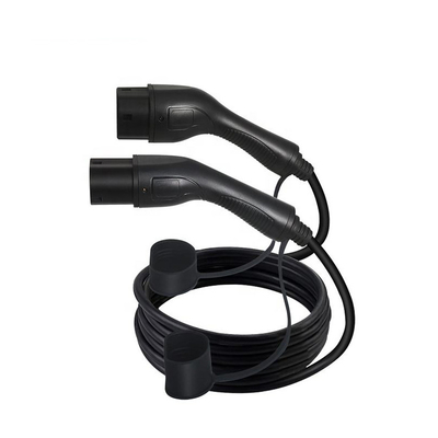 Chargeur de véhicule électrique de 22 kW de type 2 à type 2 / câble de charge rapide pour le chargement en toute sécurité