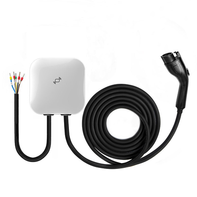 Remplacer/réparer le chargeur de véhicule électrique de type 2 de 7 kW avec carte RFID