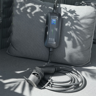 Chargeur de véhicule électrique 16A de 3,6 kW avec IP66 et tension de sortie AC 220V de 20%
