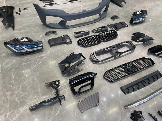 Adaptation automobile BMW Série 5 F10 Pare-chocs avant pare-chocs arrière Fenders Jupe latérale Bodykit F10 F18