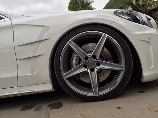 Style Body Kit pour Mercedes W205 Classe C avant pare-chocs arrière pare-chocs Fenders jupes latérales