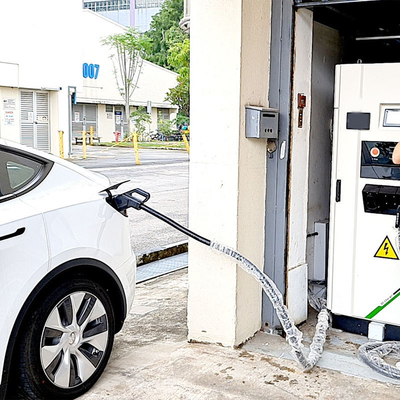 60-180KW CCS Norme CEI OCPP1.6J Chargeur de véhicule électrique électrique à courant continu Mise à niveau à distance et mise à jour logicielle