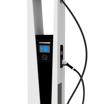 Fréquence d'entrée 40-60 Hz Courant de sortie 500A Type EV de recharge ultra-rapide