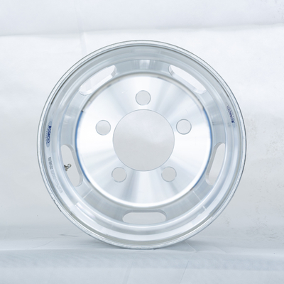 Accessoires de roue de camion à personnalisation préférentielle pour roue de charge et roue de bus