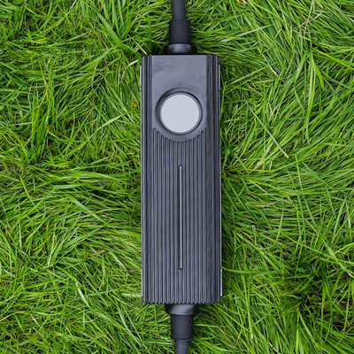 Unité de charge de voiture électrique portable de 16 kW de haute puissance 220v-480v avec connexion de type 2