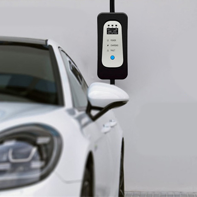 Chargeur électrique portable de voiture électrique de type 2 110V-240V AC avec prise Schuko réglable en courant