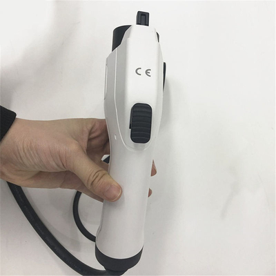 32A / 250V CA prise de recharge IP55 EV à phase unique pour le chargeur de véhicule électrique de type 1