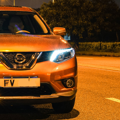 Ensemble de phares X-Trail avec lentille LED modifiée et signal de virage d'eau courante