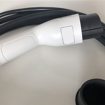 32A Type 1 prise de recharge électrique à usage domestique avec matériau de coque thermoplastique et niveau IP55