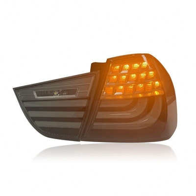Assemblage de lampe de fond LED plug and play pour BMW Série 3 E90 2005-2008 avec tension 12V