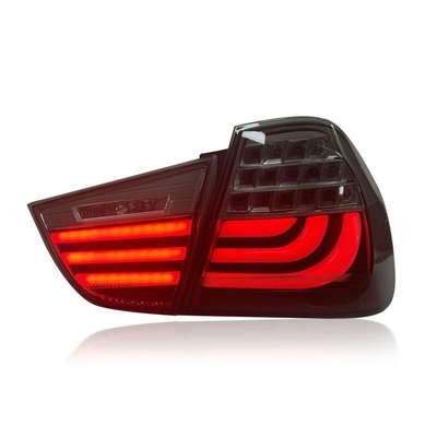 Assemblage de lampe de fond LED plug and play pour BMW Série 3 E90 2005-2008 avec tension 12V