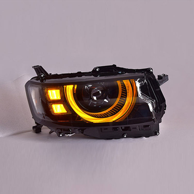 Lampes avant de voiture à LED pour Toyota Land Cruiser 22-23 Retour à la normale / Solution de mise à niveau
