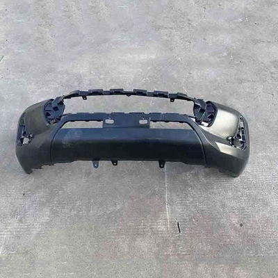 Auto pare-chocs avant pour Toyota Hilux 2020 2021 2022 Matériau plastique durable et robuste