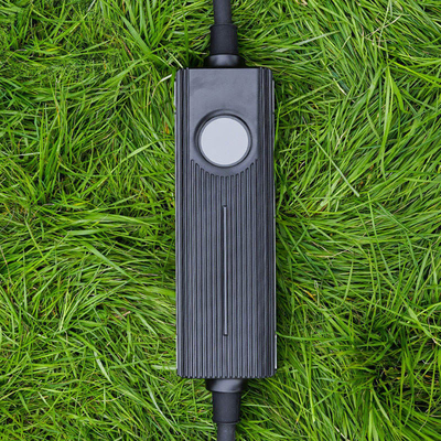 Type 2 Connexion 16.5Kw Chargeur portable EV avec écran LED et tension de sortie 400v